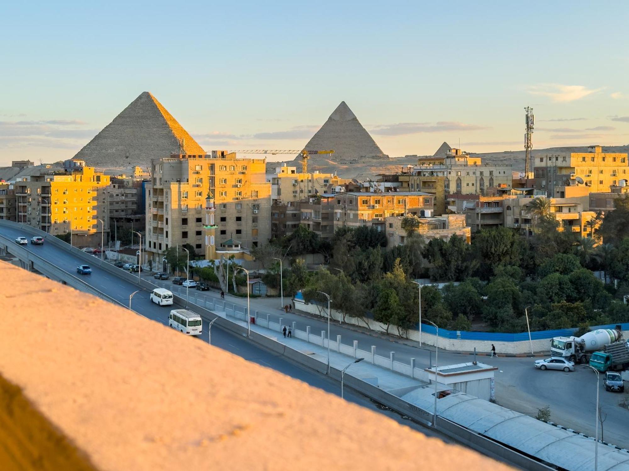 Royal Crown Hotel Giza Pyramids View Kafret el-Gabal Buitenkant foto
